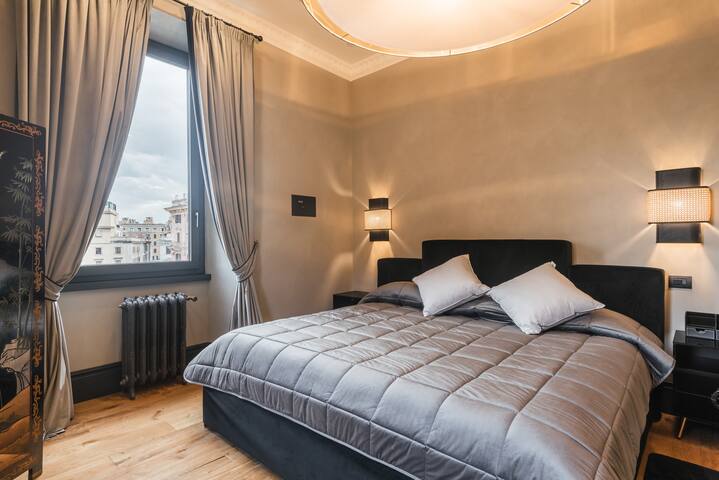 Mega Royal Suite gallery image 3