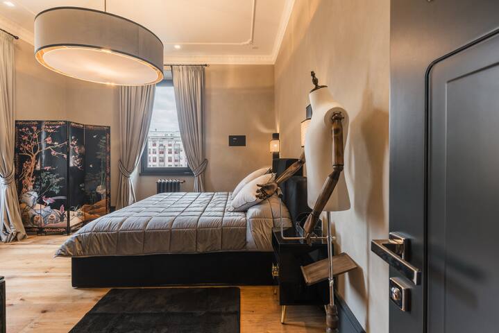 Mega Royal Suite gallery image 4