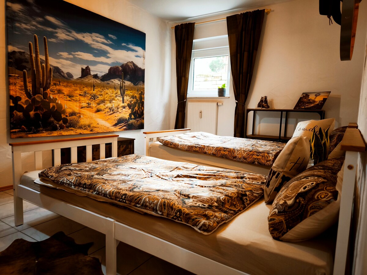 Dy dhoma me një krevat tek 