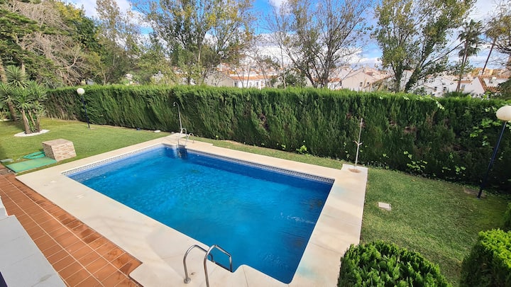 Playamar-apto Soleado Piscina Y Playa - Torremolinos
