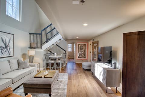 Top performing Airbnb: The Perfect Place in Fayetteville / Springdale / Rogers