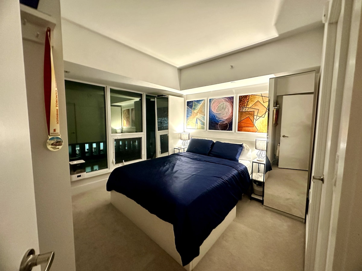 Главна спална соба со приватна бања