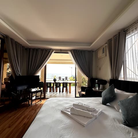 Casa Morong Beachfront + Anvaya Golf Beach Access