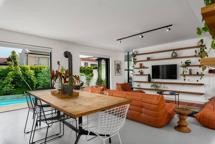 Modern Mountain View Townhouse | Pool | Fireplace gallery image 2