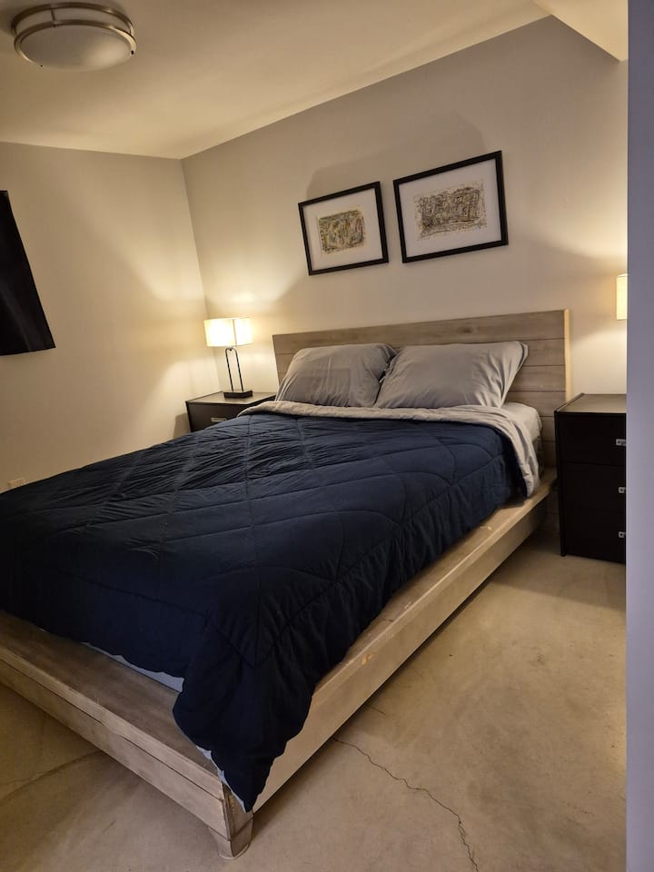 سرير بحجم كوين