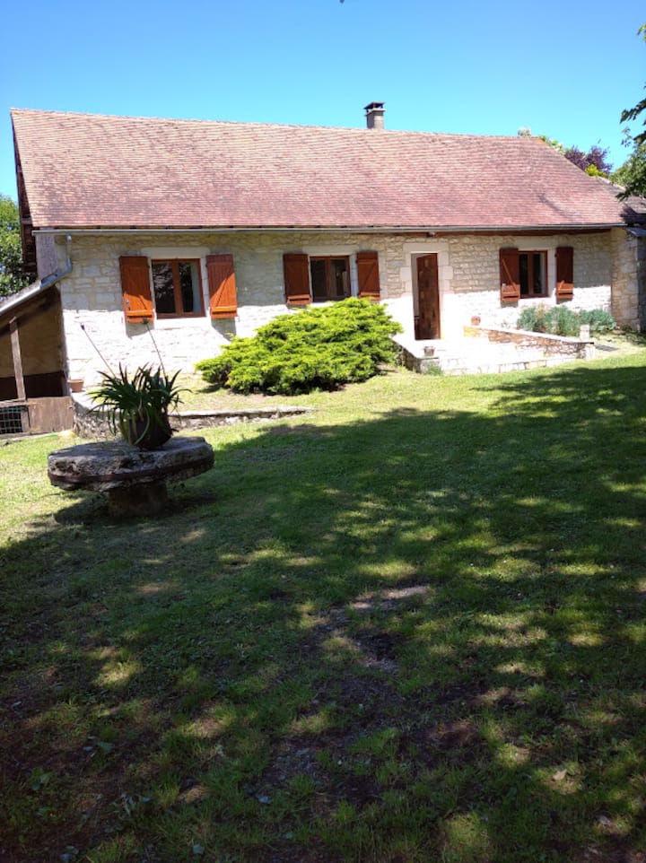 Lot, Calme, Cadre Verdoyant Et Ombragé - Lot