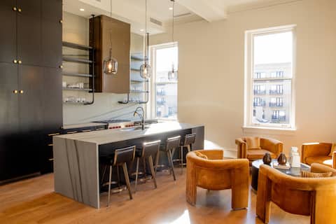 The Bell Athens by Kasa | 4BD Near Sanford Stadium