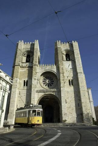 Elegant Baixa @ Rooftop terrace with stunning view gallery image 5