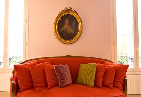 Top performing Airbnb: ⁠The Artists' Nest 80 m2 (5 min from Paris) in Levallois Perret
