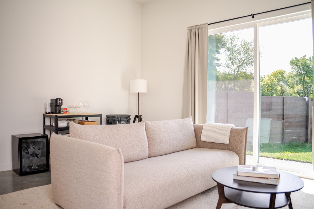 A Home away from Home: Austin Casita.