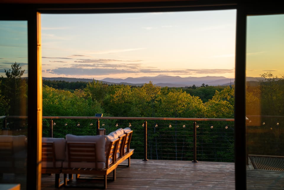 An architect's cabin facing the White Mountains, Norway, Maine, United States, photo 4 of 10