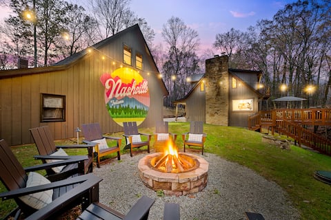 20% Off Fall Weekdays ~ Luxury Nashville Retreat!