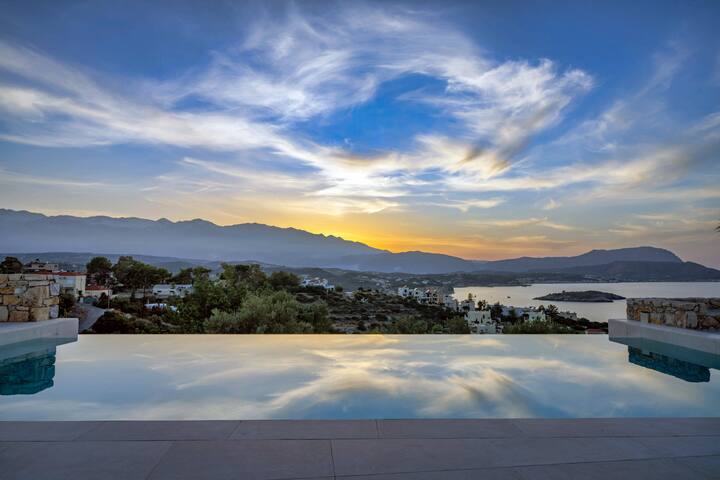 [NEW]Villa Serenity w/ Seaview, pool, tennis court gallery image 2