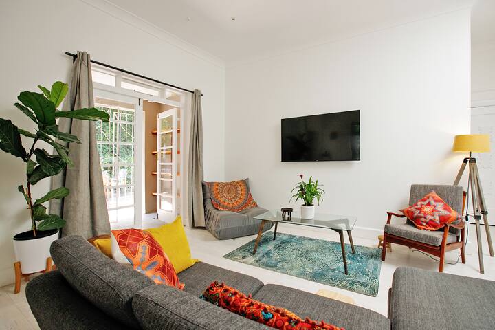 Mountainview Villa, Wynberg gallery image 2
