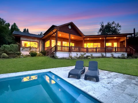 Luxury Villa with Pool, Lake Access and Views