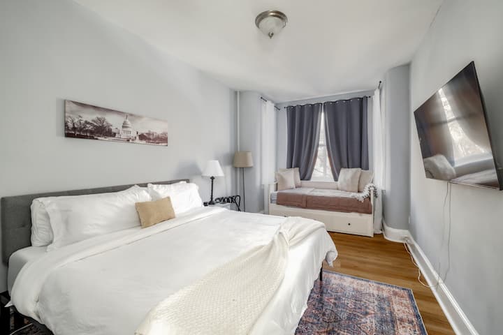 ユニット2、寝室