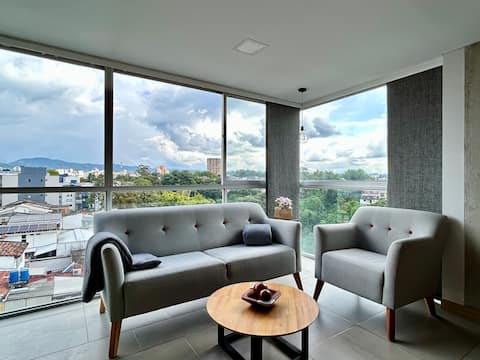 Top performing Airbnb: Beautiful view, spacious, comfortable and very central. in Pereira