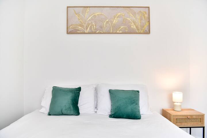 საძინებელი 1