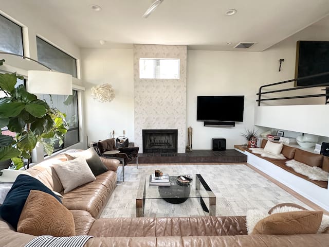 Architectural, Art Filled Home in Eagle Rock