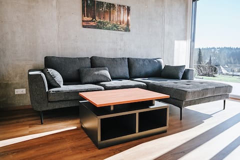 Top Airbnb: GartenOase: Exklusives Apartment Habsberg in Schluchsee