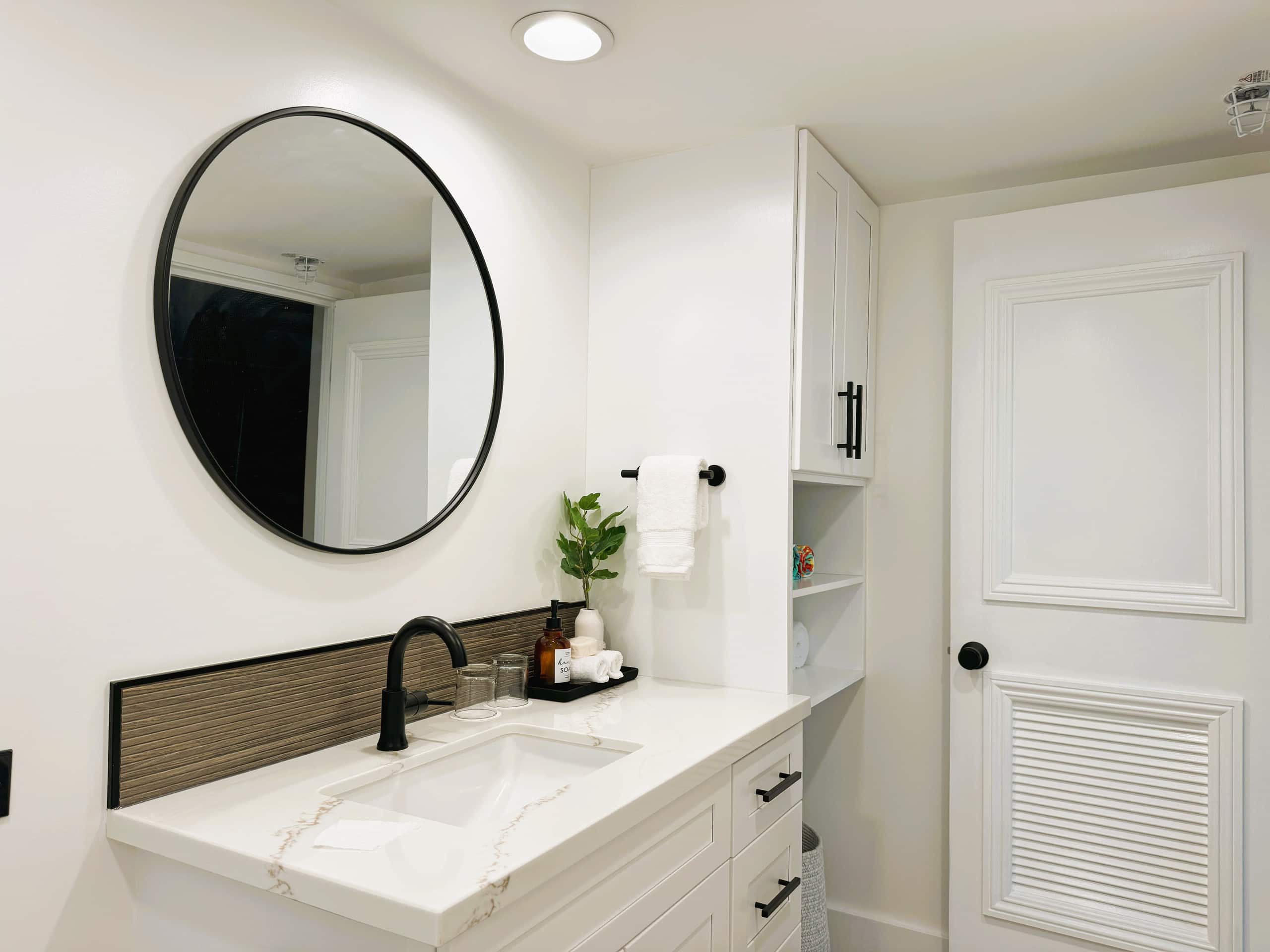 Condo in Honolulu · ★4.87 · 1 bedroom · 2 beds · 1 private bath - Image 20
