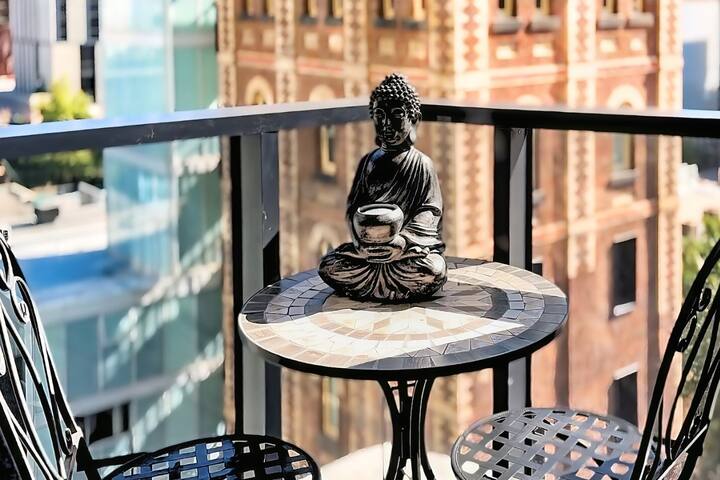 2Bed Apt – Collingwood Charm gallery image 4