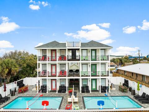 Sleeps 22! 2 Pools*Golf*Grill*Bar*Games*Nr Beach