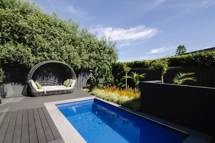 Summer Salt into luxury gallery image 5