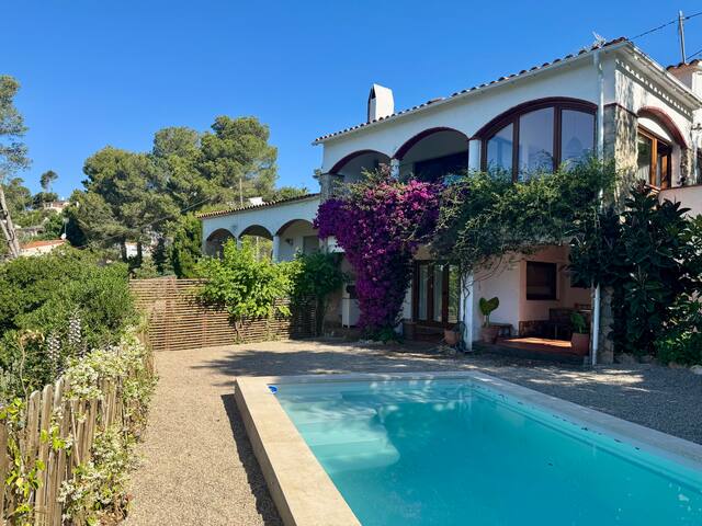 Enchanted forest retreat by the sea with Pool gallery image 2