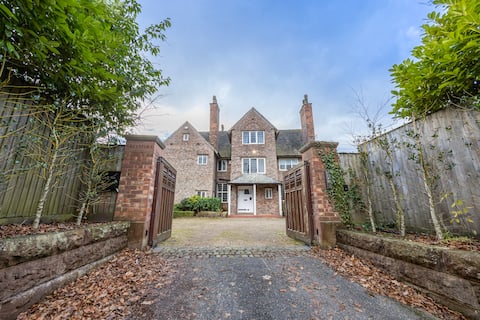 The Coach House Grade II Listed