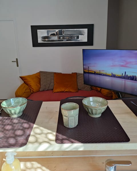 Annonce Airbnb populaire: Castles, Pottery, Wine and Hiking à Nièvre
