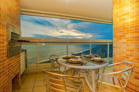 26th floor/ 3 Pools/ Linen/ Air-conditioned/ 2 parking spaces