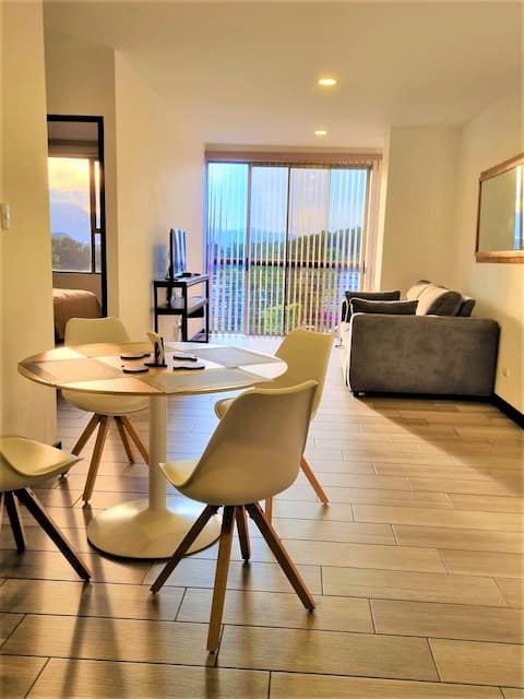 Apartment 7 km from Antigua, with a swimming pool and volcano views