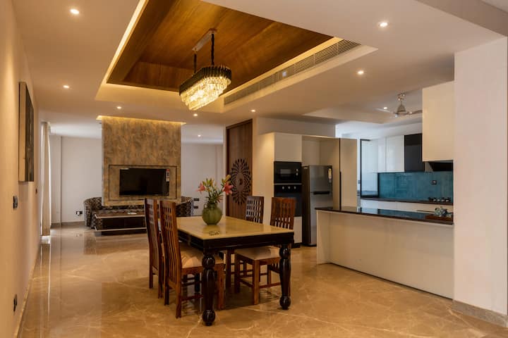 High-end 4.5 Bhk Apartment Golf Course Road - Gurugram