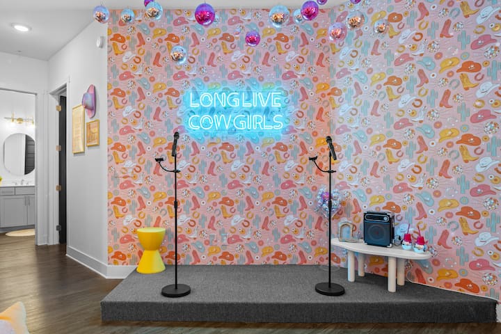 Stage&Karaoke – Pool – 5min Walk to Broadway