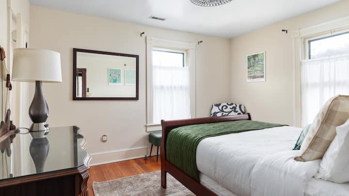 საძინებელი 2