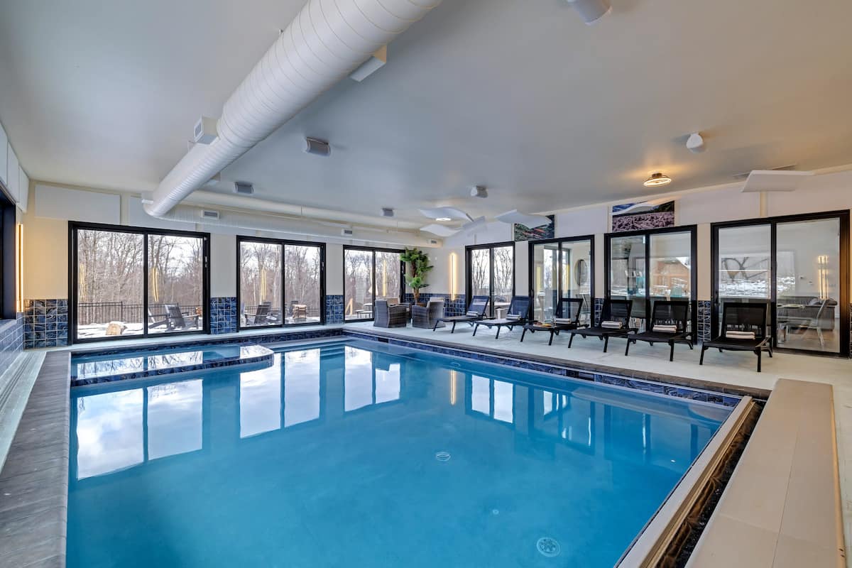 Indoor pool — The Perfect Pocono Escape