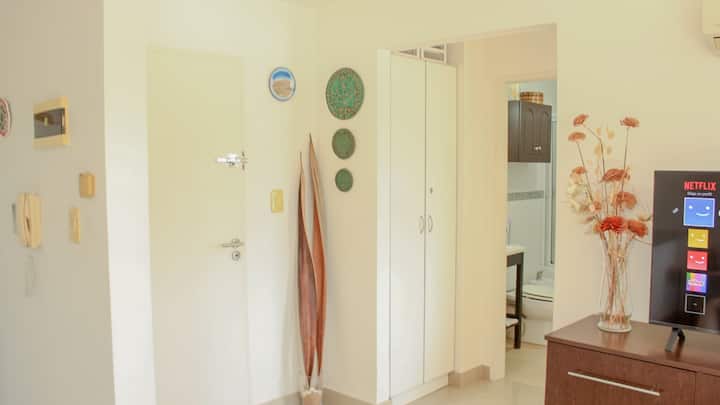 Departamento de 1 dormitorio amoblado en Coghlan