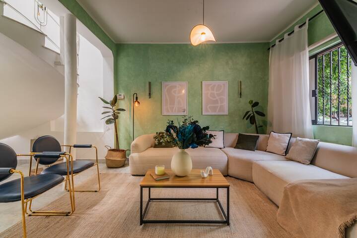 Sanctuary w/ AC | 8m to Parque Mexico gallery image 3