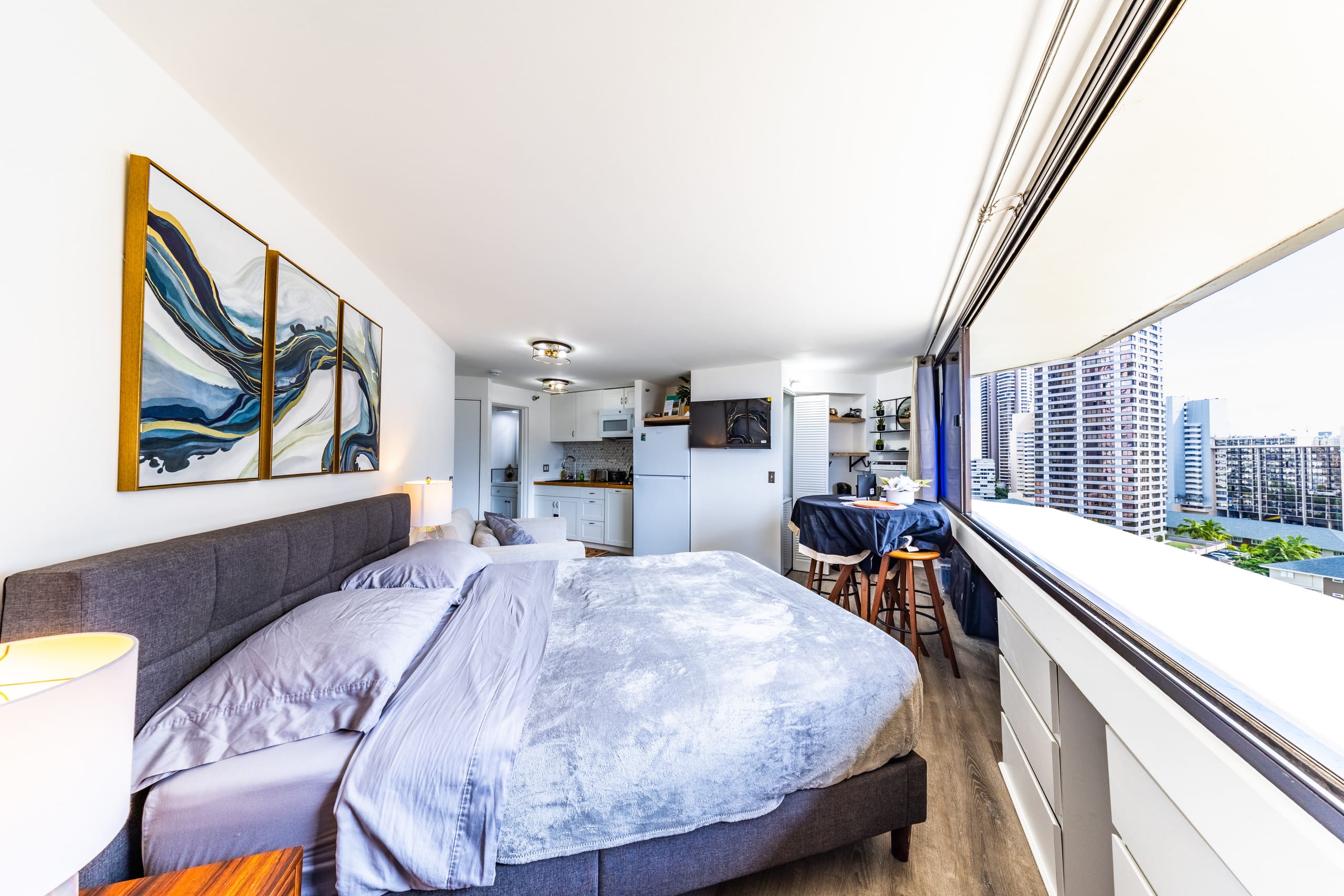 Condo in Honolulu · ★4.9 · 1 bedroom · 2 beds · 1 bath - Image 11