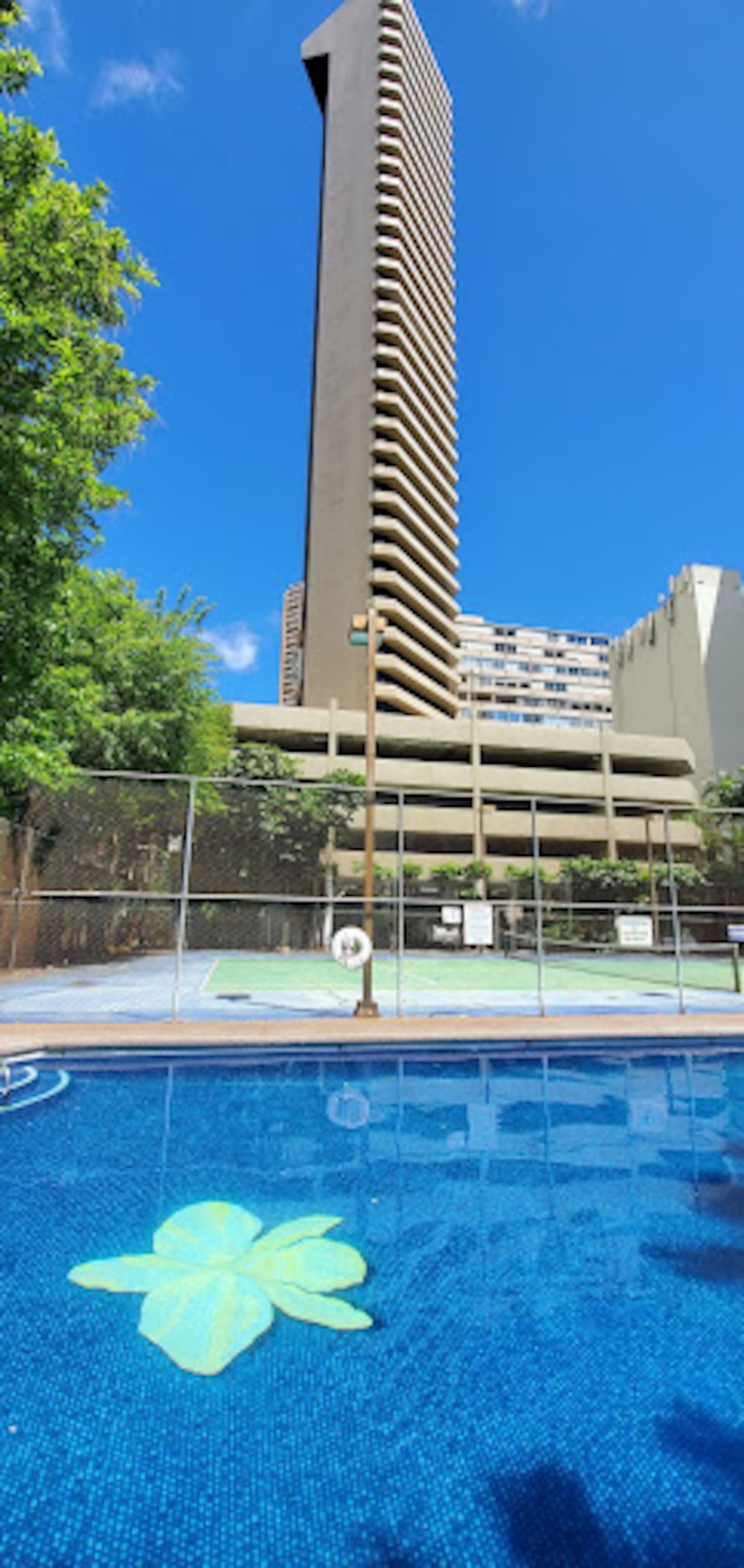 Condo in Honolulu · ★4.9 · 1 bedroom · 2 beds · 1 bath - Image 24