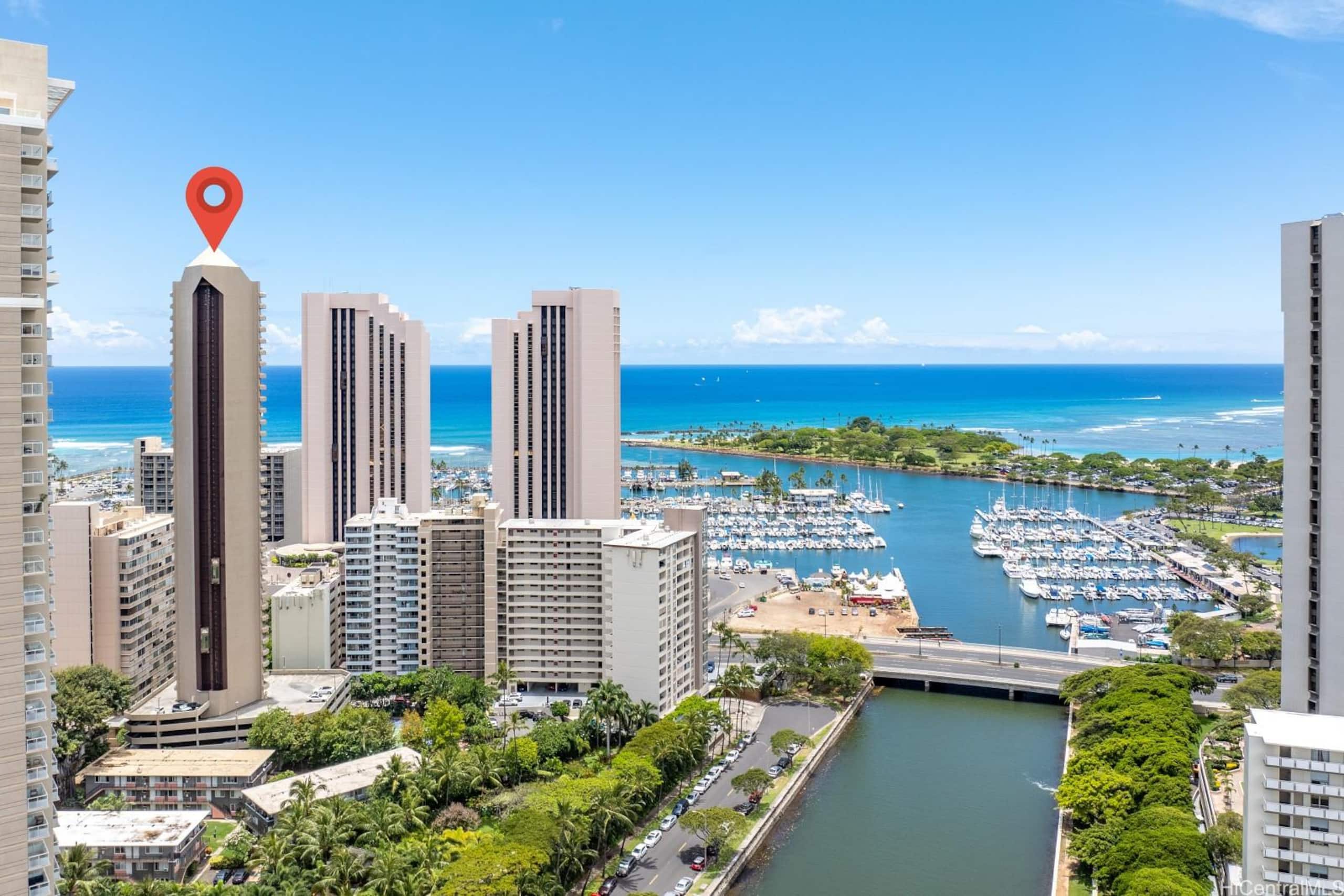 Condo in Honolulu · ★4.9 · 1 bedroom · 2 beds · 1 bath - Image 31