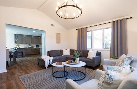 Grand Retreat/5Brs/Game Room