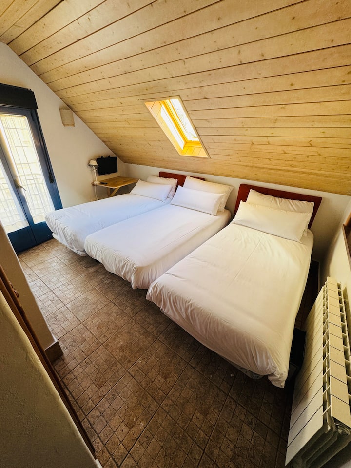 Habitación Triple Familiar - Vielha