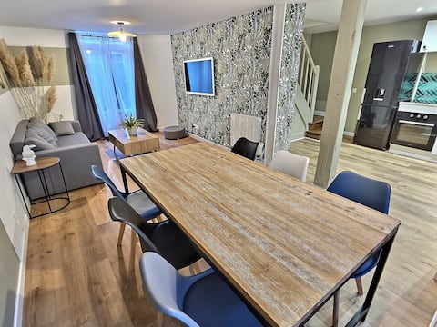 Cozy Maisonette • New • Downtown • Wifi