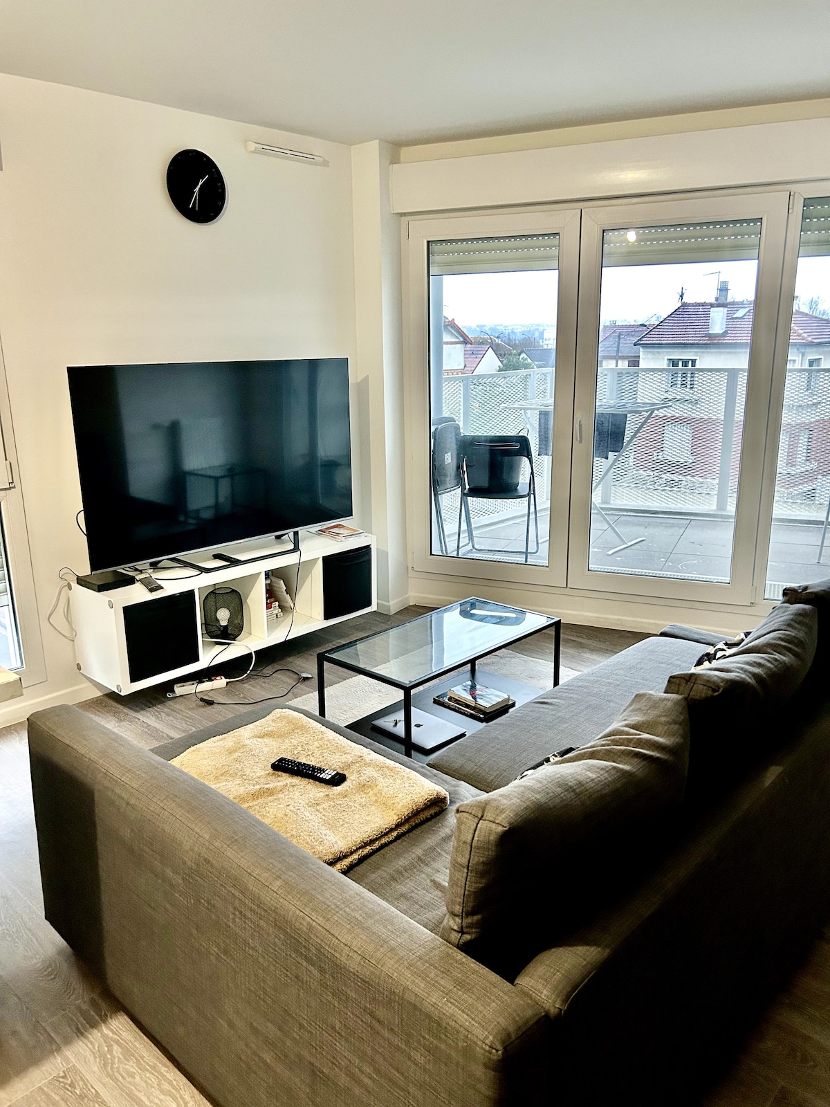 Top Airbnb: Charming 3-room apartment, close to Paris! à Champigny Sur Marne