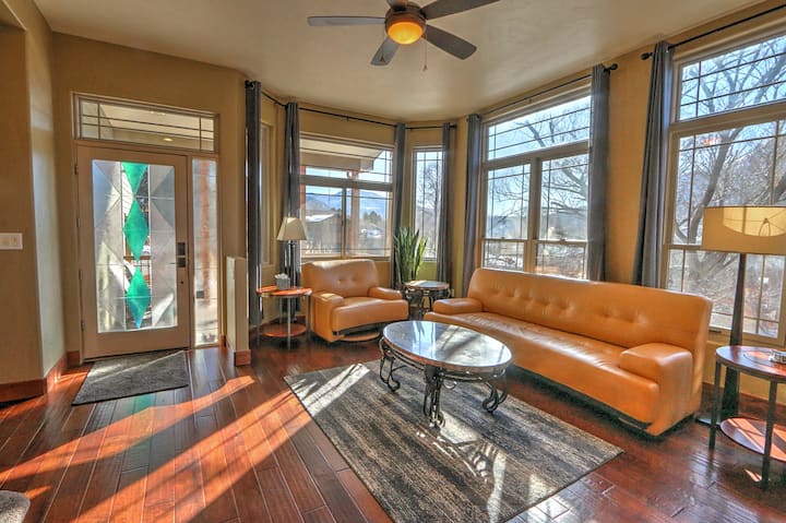 Hot Tub, Game Room W/ Mountain Views Near Town - Glenwood Springs, CO