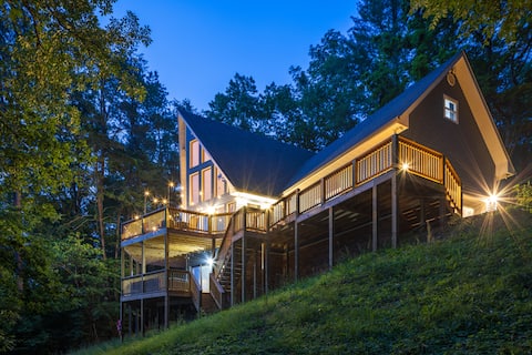 Lake House near Lookout Mtn: Theater, Gym & Arcade