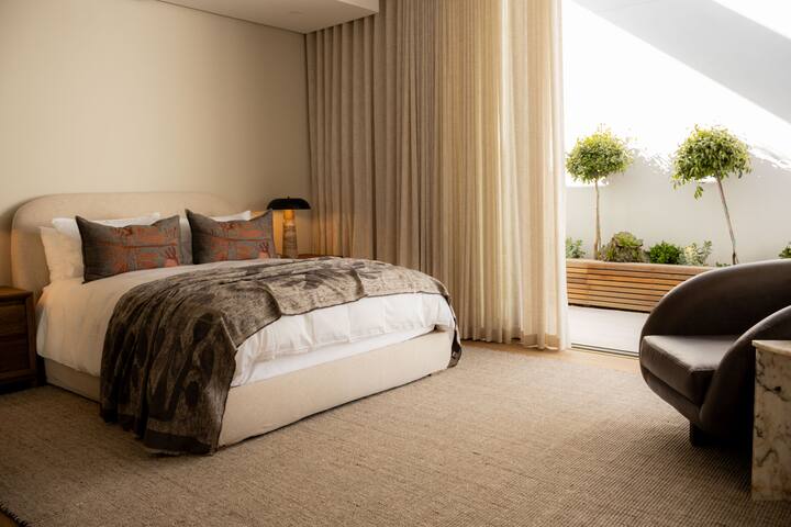 Heart of the Lion gallery image 3