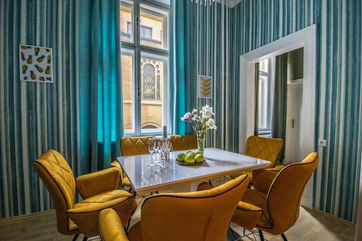 Place of Grace – 1 min to Central Square